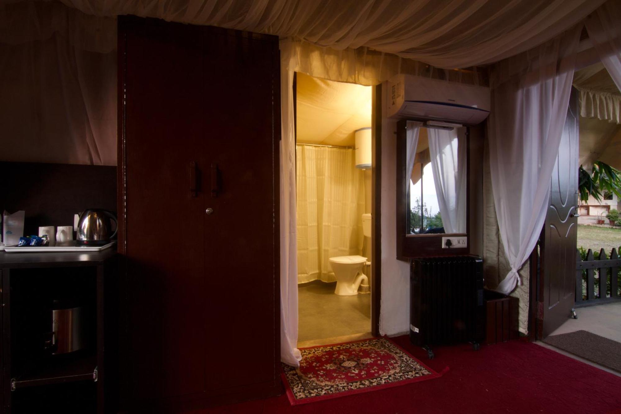 Hotel Samskara & Samsara à Lansdowne Chambre photo
